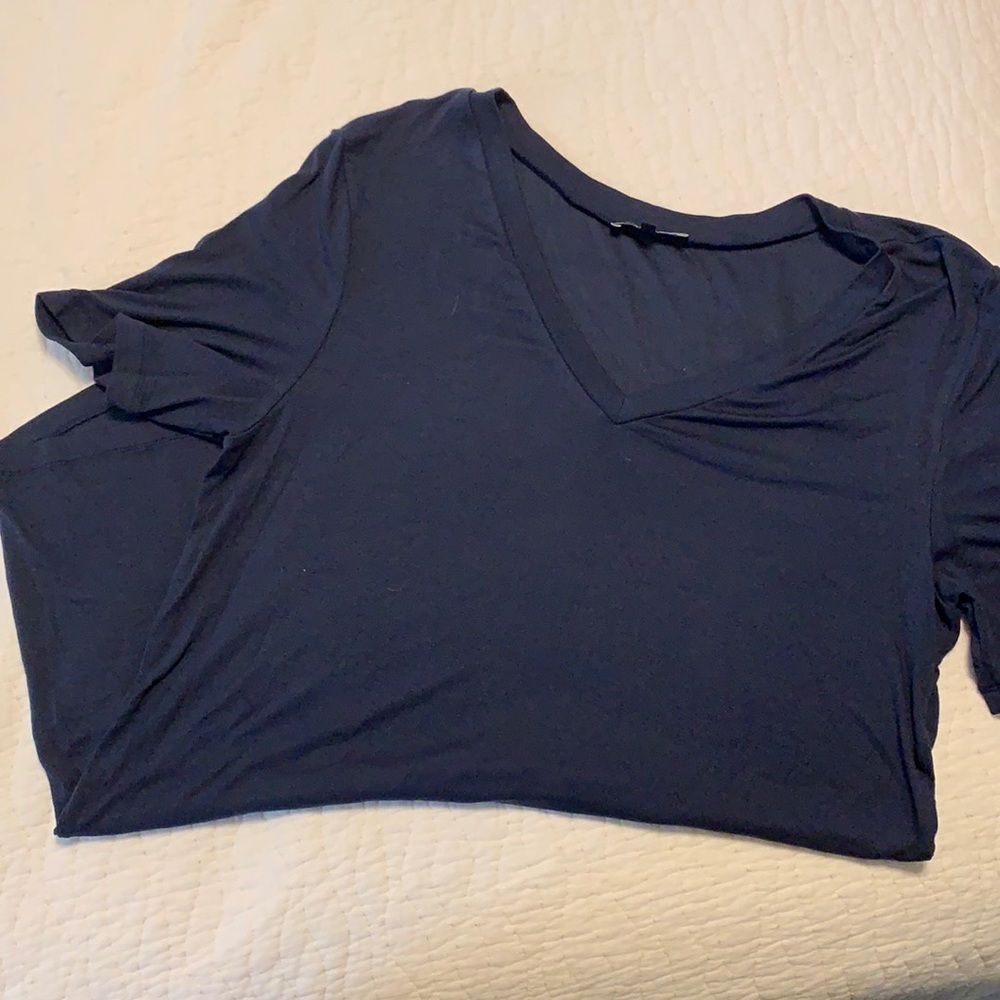 Long navy blue t-shirt Sz M